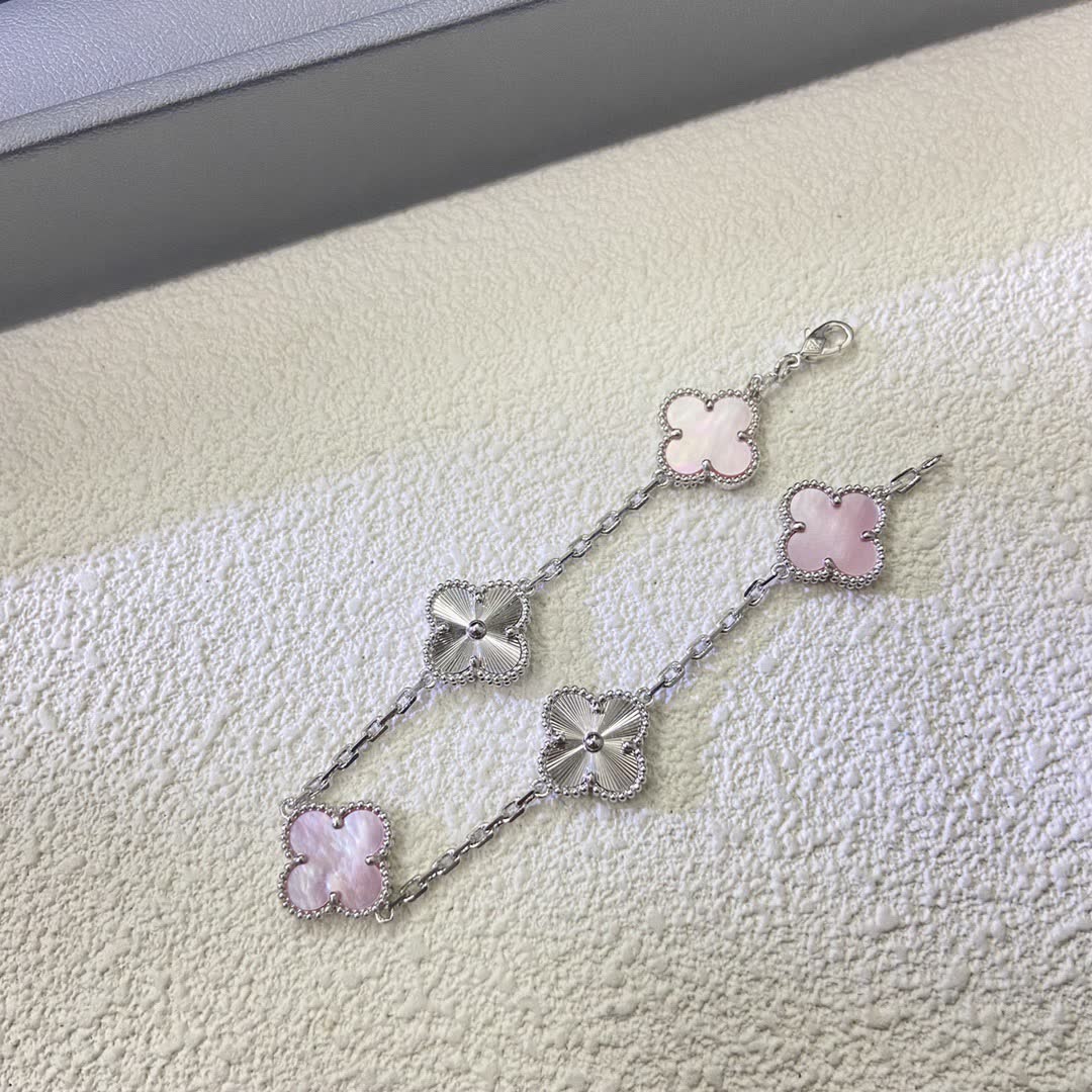 Van Cleef & Arpels Alhambra Bracelet